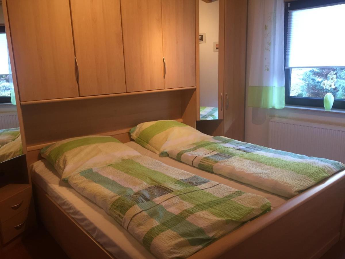 Ferienwohnung Hergenroeder Riedenberg  ภายนอก รูปภาพ